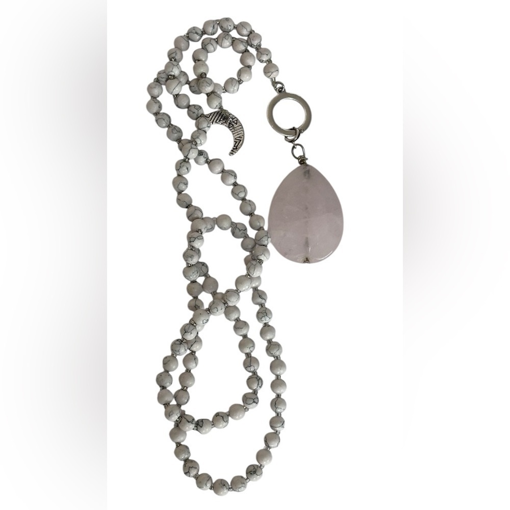 True devotions 31” howlite bead necklace natural pink Quartz teardrop pendant. - Picture 9 of 14